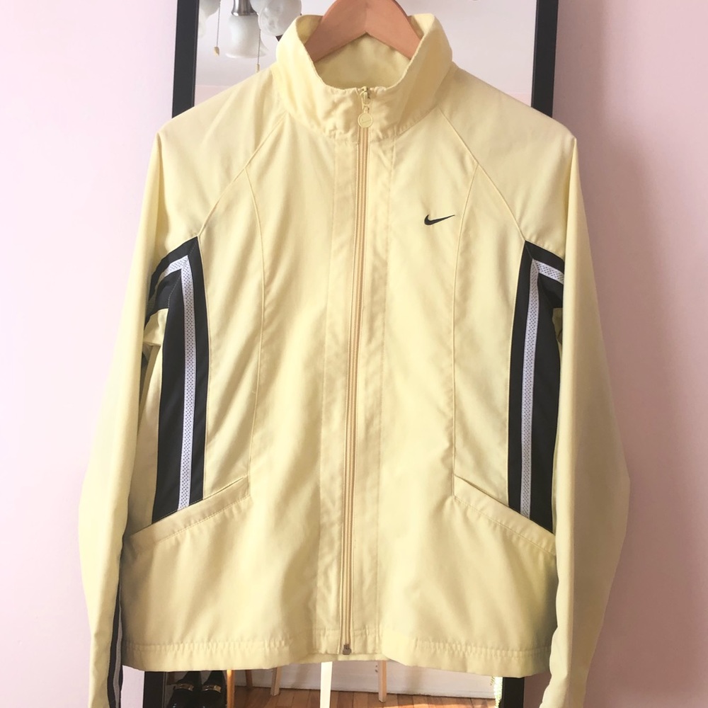 Vintage Y2K Nike windbreaker jacket track